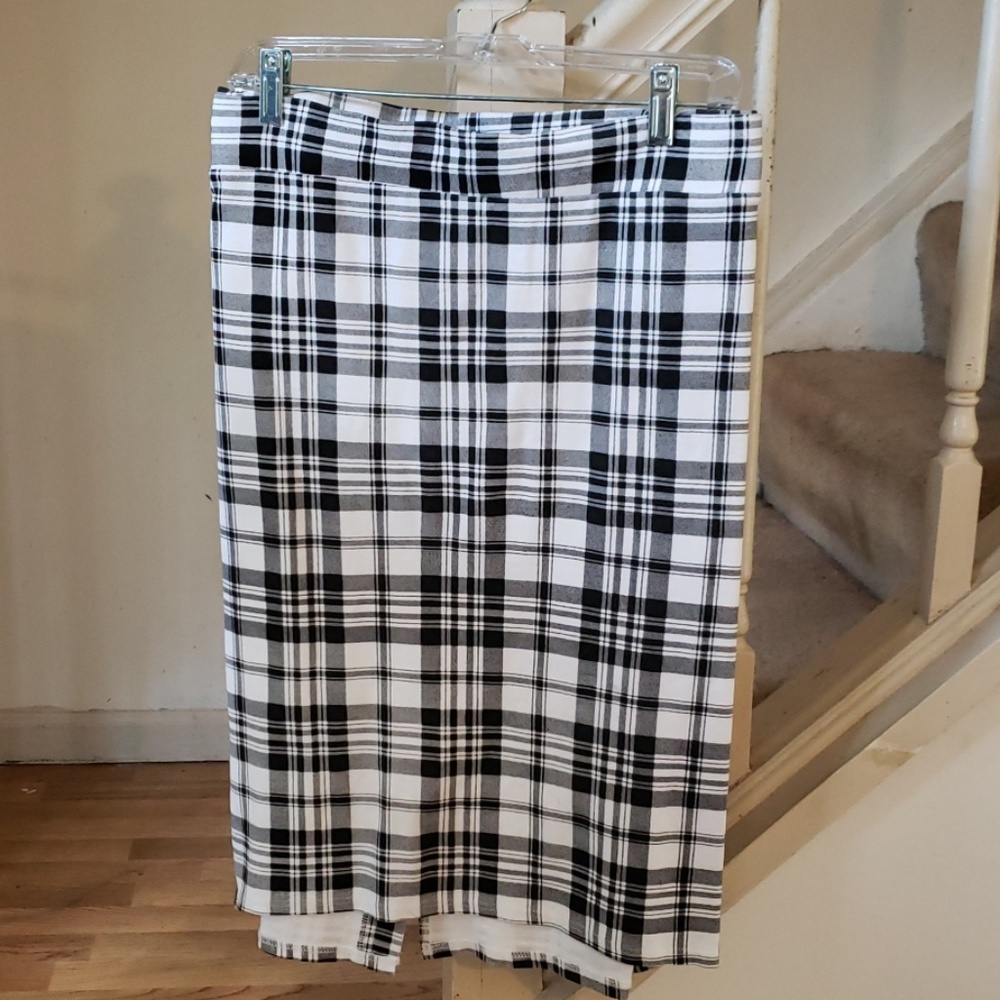 Pencil skirt